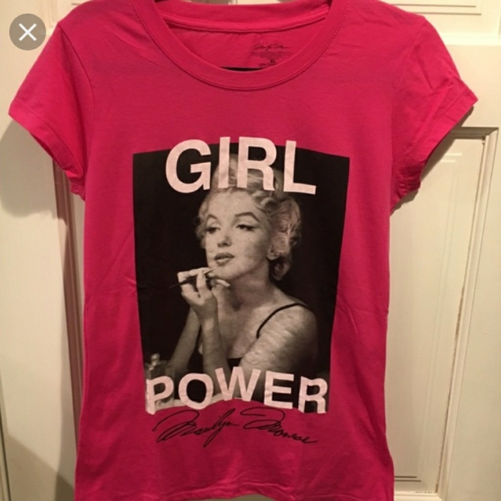 Girl power, Marilyn Monroe shirt
